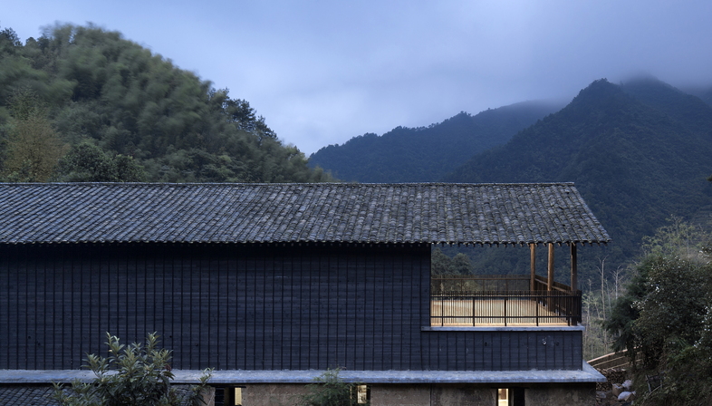 Le cabinet AZL Architects réalise Ruralation - Daijiashan Local Art Hotel (Chine)
