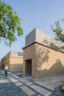 DnA_Design and Architecture Studio réalise le mémorial de Wang Jing 
