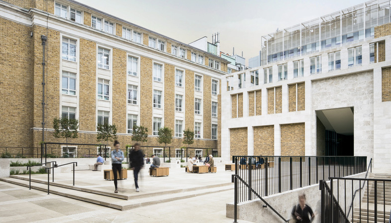 Levitt Bernstein signe la Wilkins Terrace à l’University College de Londres

