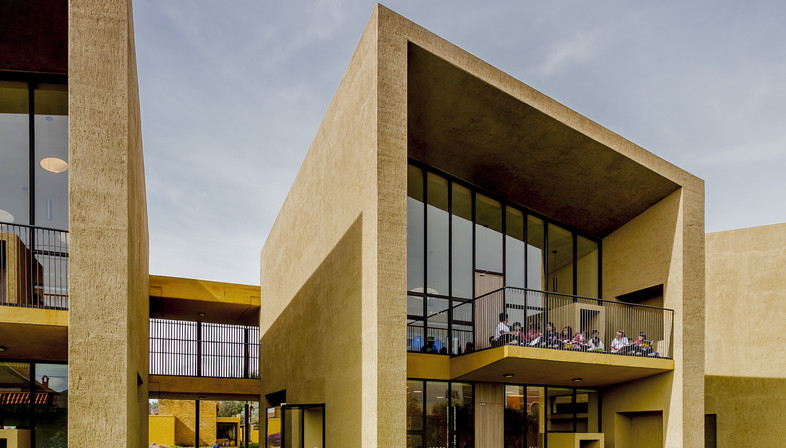 Taller de Arquitectura de Bogotá signe l’école maternelle San José à Cajicá
