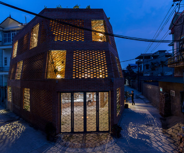 H&P Architects : Brick Cave à Hanoï

