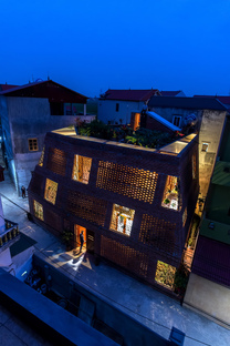 H&P Architects : Brick Cave à Hanoï

