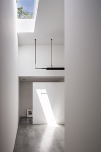 FORM/Kouichi Kimura Architects : maison d’un photographe au Japon
