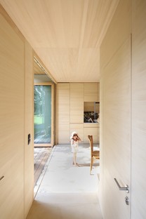 Le cabinet juri troy architects réalise une nouvelle habitation dans un streckhof autrichien
