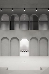 WALL Architectural Bureau réalise pour Rasario non pas un showroom mais un « espace urbain polyvalent »
