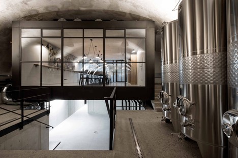 Gut Wagram : les Viennois de Destilat signent le Weinmanufaktur Clemens Strobl
