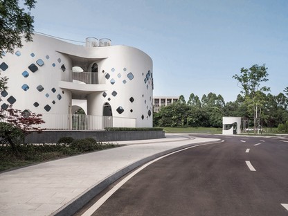 CROX Group signe le nouveau White Building du Chengdu Science and Technology Industry Incubation Park
