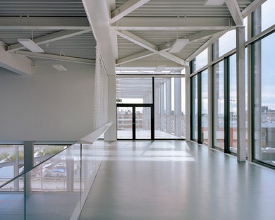 Le cabinet Xaveer De Geyter Architects signe l’école Melopee 195 à Gand

