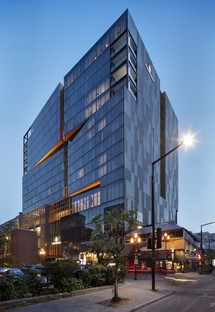 Lemay et Sid Lee Architecture signent le Four Seasons Hotel de Montréal
