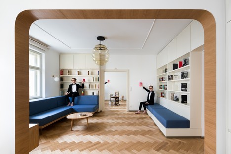 No Architects réalise un appartement à Dejvice (Prague)

