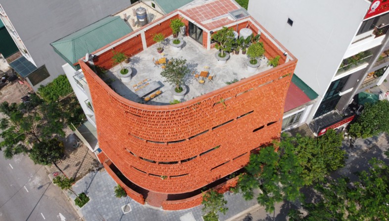 H&P Architects: Ngói space à Hanoi, Vietnam
