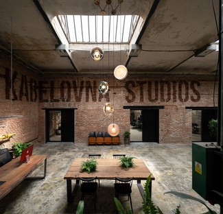 B2 Architecture signe les Kabelovna Studios à Holesovice (Prague)
