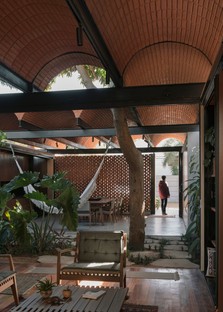 Equipo de Arquitectura signe l’Intermediate House (Asunción)
