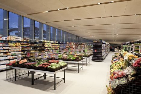 Fügenschuh : supermarché MPreis à Wiesing
