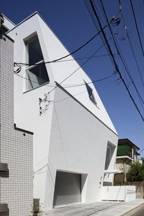 Katsuma Tai: une maison comme une coque de protection à Tokyo
