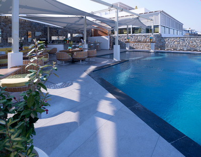 Hôtels et resorts à Mykonos avec des carrelages Ultra Ariostea
