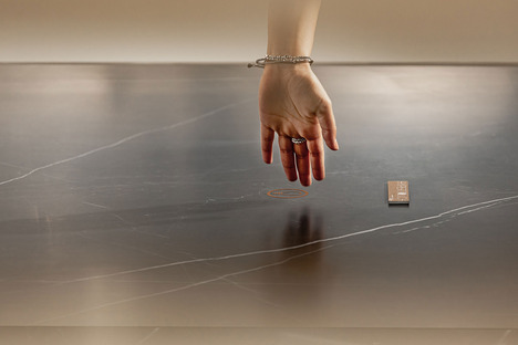 Hypertouch : la nouvelle façon de concevoir les surfaces et les espaces intérieurs
