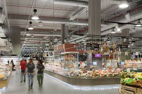 Revêtements pour un nouveau supermarché. UNICOOP Firenze de Paolo Lucchetta.
