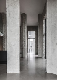 Cobe Architects réalise des appartements dans un silo à façade en acier galvanisé

