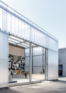 Effekt Architects rénove un hangar afin de l’adapter aux sports de rue
