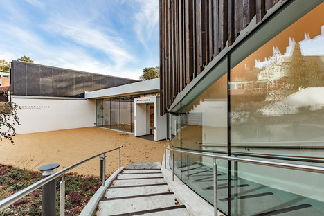 Façade en bois pour le nouveau Cultural quarter du Wellington College signé Seilern Architects
