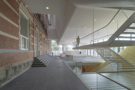 Tenax et Twaron pour le Stedelijk Museum par Benthem Crouwel Architects
