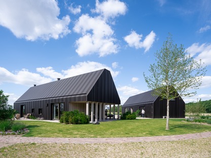 Une ferme hollandaise en bois et en aluminium signée Mecanoo
