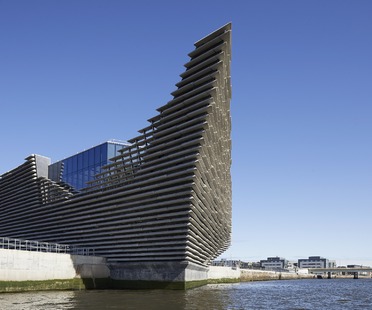 Des façades à brise-soleil en béton pour le musée V&A Dundee
