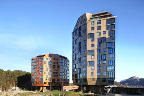 Le cabinet Helen & Hard Architects signe des tours en béton, bois et aluminium 
