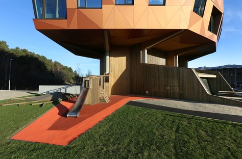 Le cabinet Helen & Hard Architects signe des tours en béton, bois et aluminium 
