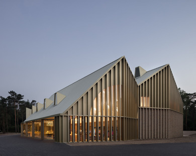 Le Park Pavilion en bois et en briques : un projet des cabinets Monadnock et De Zwarte Hond
